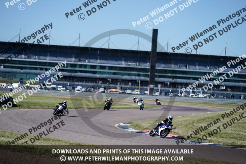 Rockingham no limits trackday;enduro digital images;event digital images;eventdigitalimages;no limits trackdays;peter wileman photography;racing digital images;rockingham raceway northamptonshire;rockingham trackday photographs;trackday digital images;trackday photos